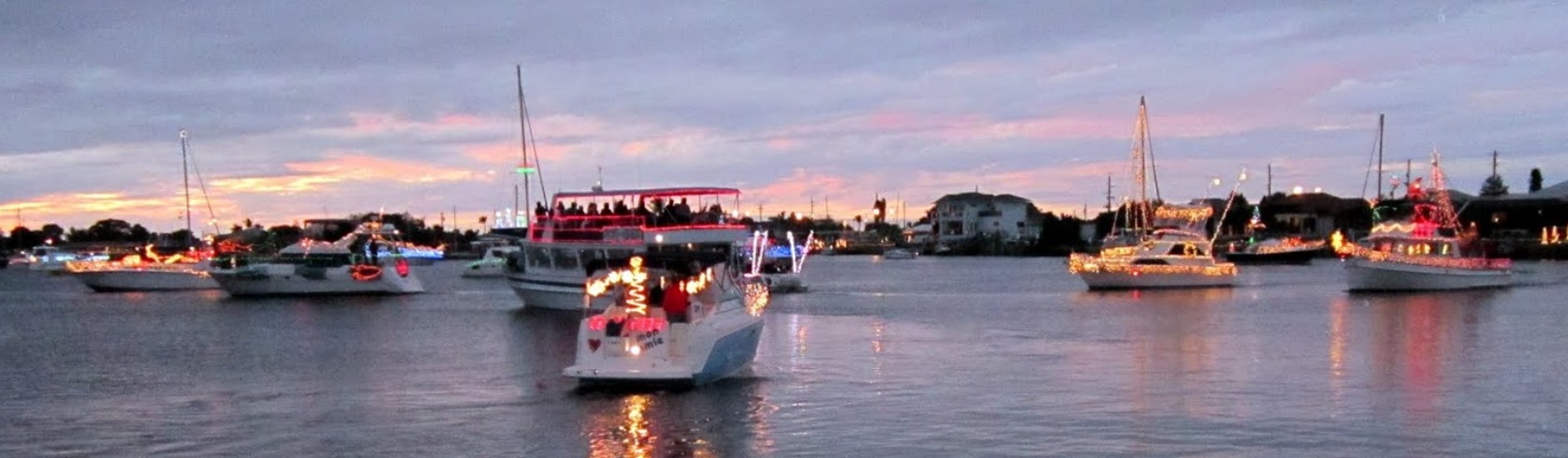 Edgewater Lake Boat Parade ~ 2011